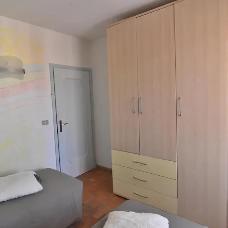 Appartamento Da Romina Con Parcheggio Gratuito Sanzeno Exterior photo